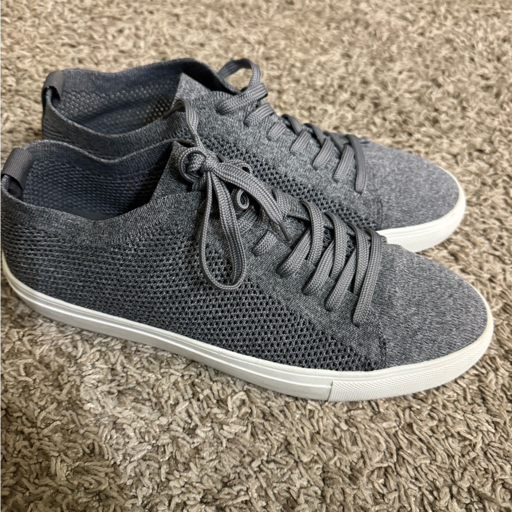 Express Men's Charcoal Knit Lace-Up Sneakers